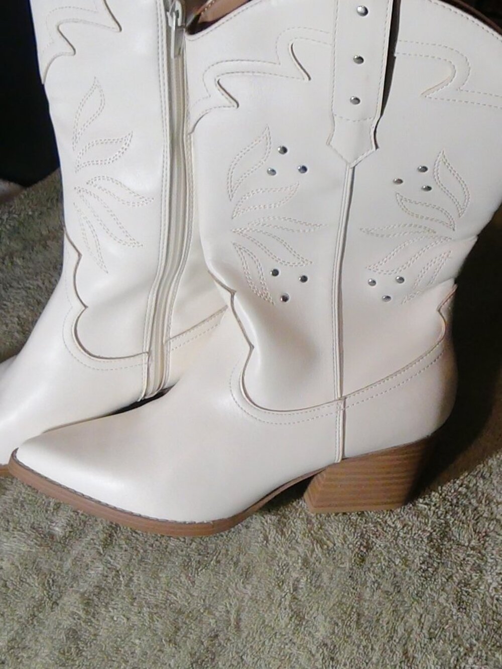 Women's Universal Thread Zipper Studded Western Boots Pointed Size 8 Off-White - Picture 5 of 13